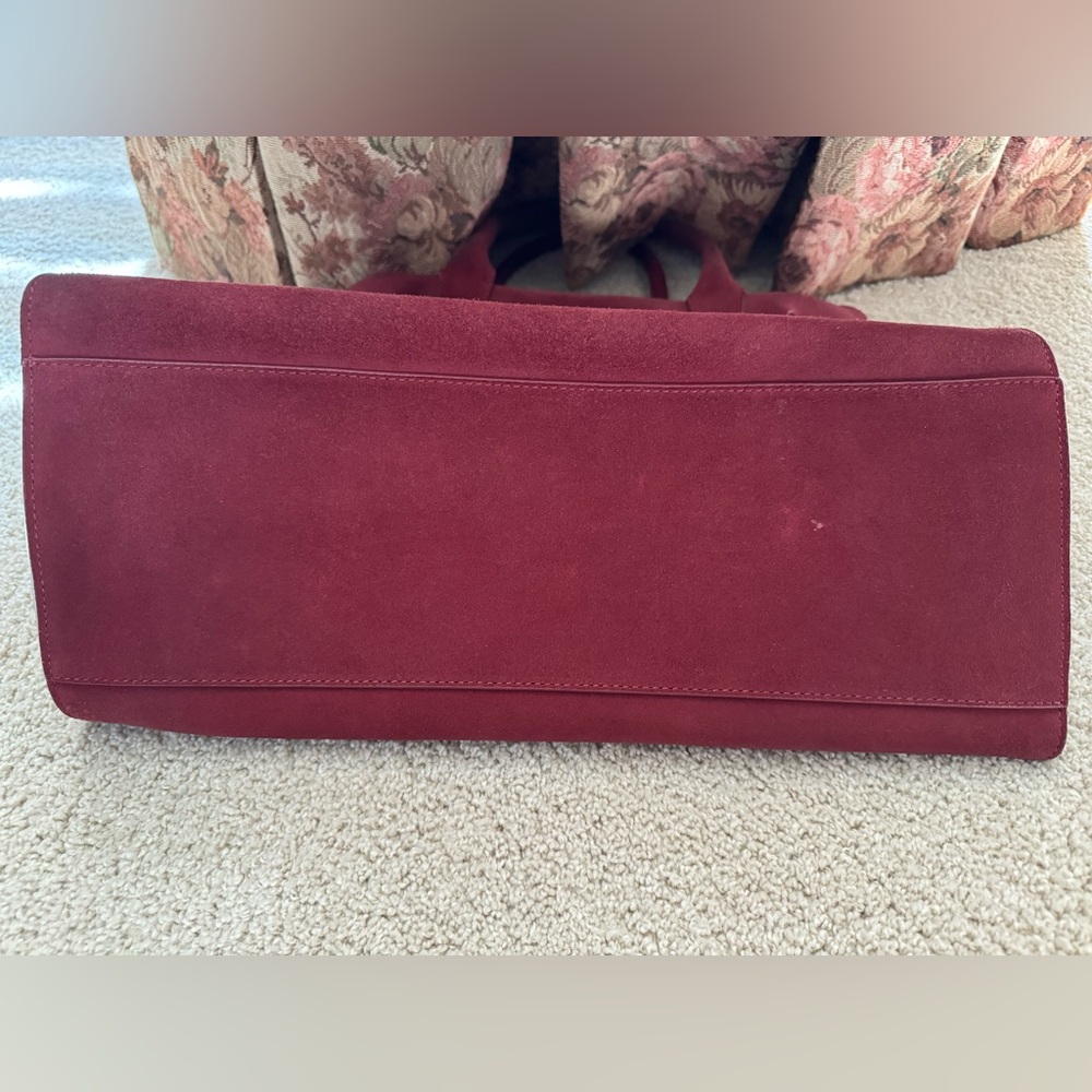 Mansur Gavriel Large Sun Tote in Burgundy Suede - Picture 3 of 9